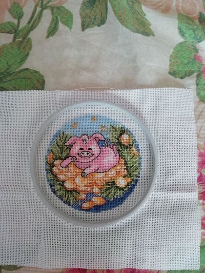 Работа «Восточный гороскоп свинка»