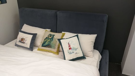 Работа «Стильные подушки»