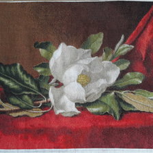 Работа «Магнолия на красном бархате»