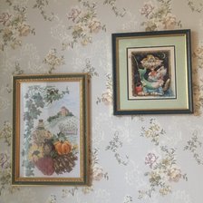 Работа «Две вышивки подружились на стене)))»