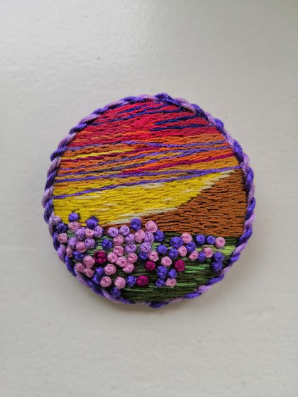 Работа «Брошь "Поле на закате"»