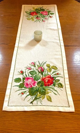 Работа «Дорожка на стол»