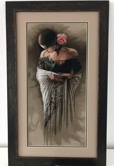 Работа «Испанка с розой»