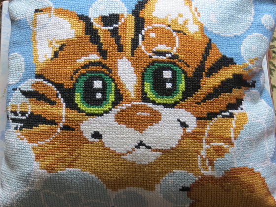 Работа «Котенок в пузырях.»