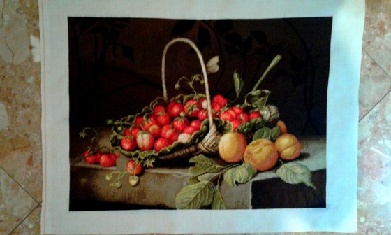 Работа «Клубника и персики лукас»