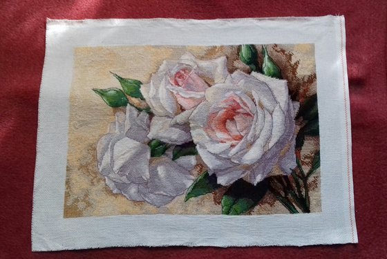 Работа «Розы. 154х224кр; 34х23,5см; Аида 16; ДМС 31, блэнд, бэк. Набор»