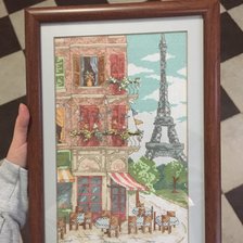 Работа «Кафе у Эйфелевой башни»