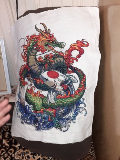 Работа «Дракон и кои»