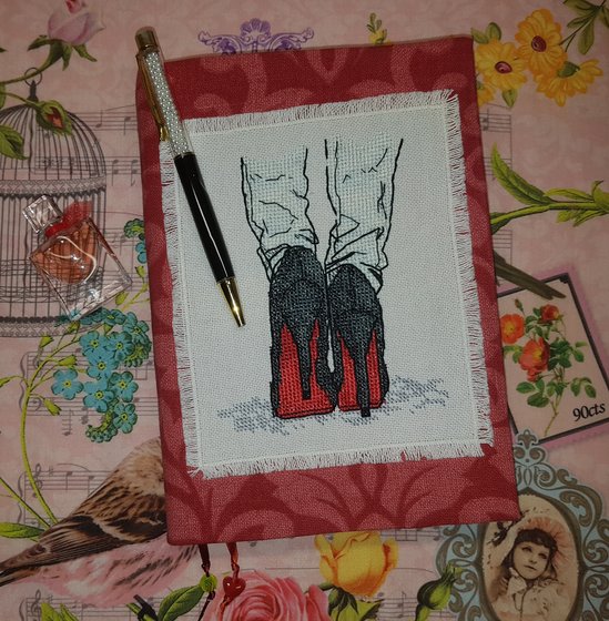 Работа «"лабутены"»