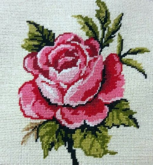 Работа «Perna cu trandafir»