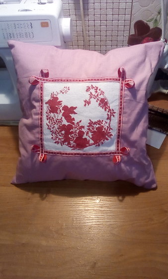 Работа «Ангелы. Подушка»