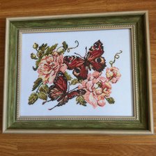 Работа «Бабочки и пионы»