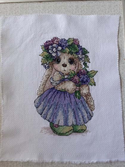 Работа «Зайка - Ежевичка,45 цв дмс,70 х 99 крестиков»