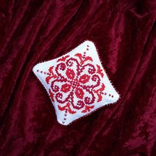 Работа «Игольница»