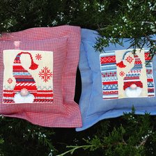 Работа «Подушки с гномами»