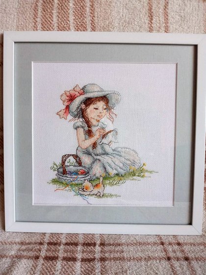 Работа «Маленькая вишивальщица»