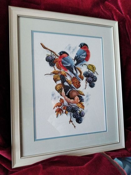 Работа «Снегири на ежевике  Овен»