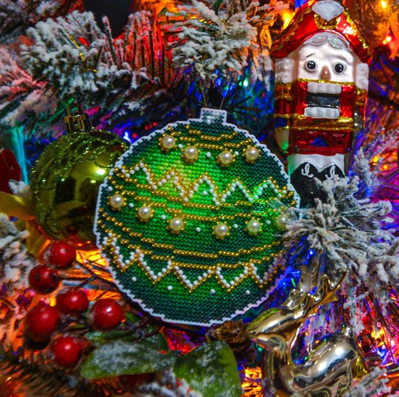 Работа «Новогодний шар от МП Студии»