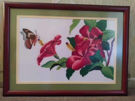 Работа «"Китайская роза в цвету"  фирма  RTO»