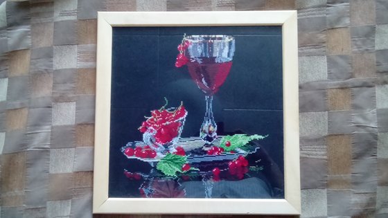 Работа «Бокал и смородина»