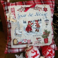 Работа «Подушка "Снежный день"»