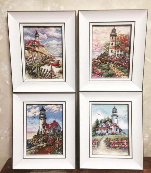 Работа «Уже знакомые маячки. Теперь приоделись)))»