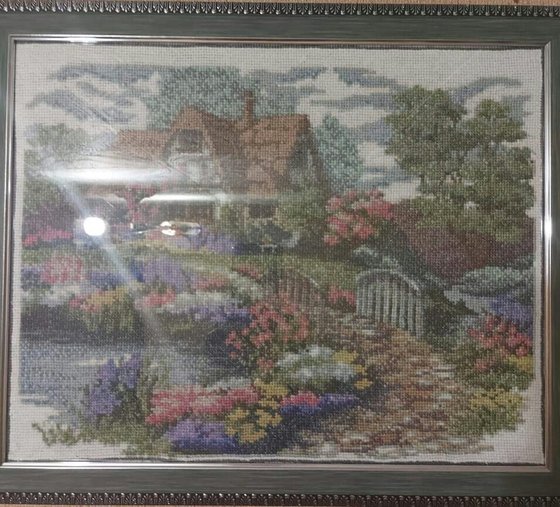 Работа «Домик в цветах»