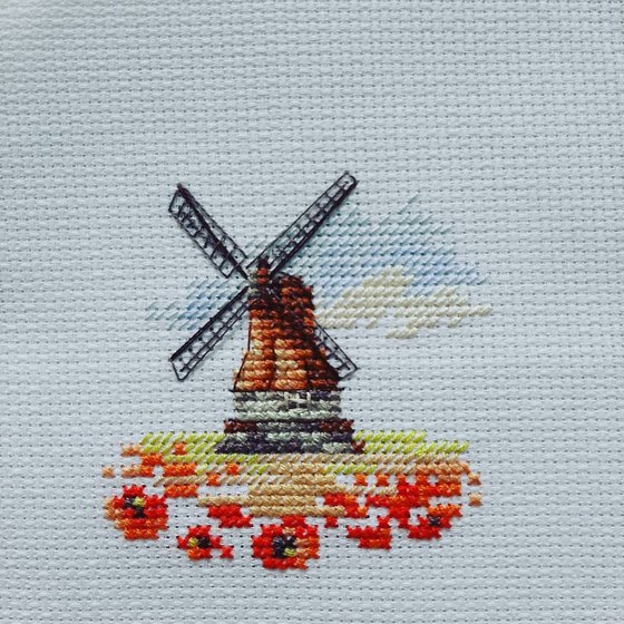 Работа «"Мельница в маковом поле". Вышивала 13.06-14.06.2021.»
