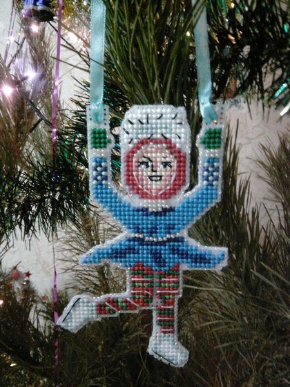 Работа «"Снегурочка" по схеме из журнала "Вышиваю крестиком".»