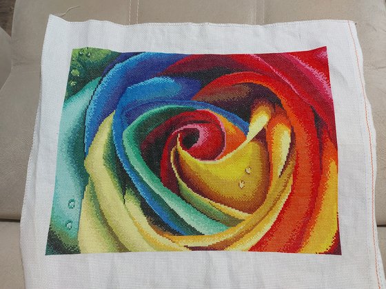 Работа «Цветные лепестки»