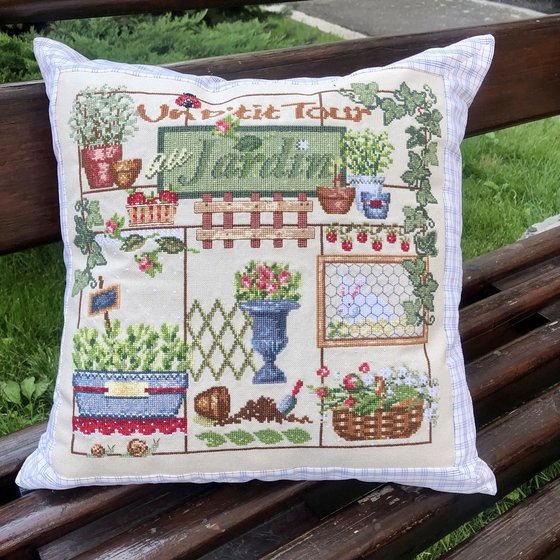 Работа «Прогулка в саду от Madame la Fee»