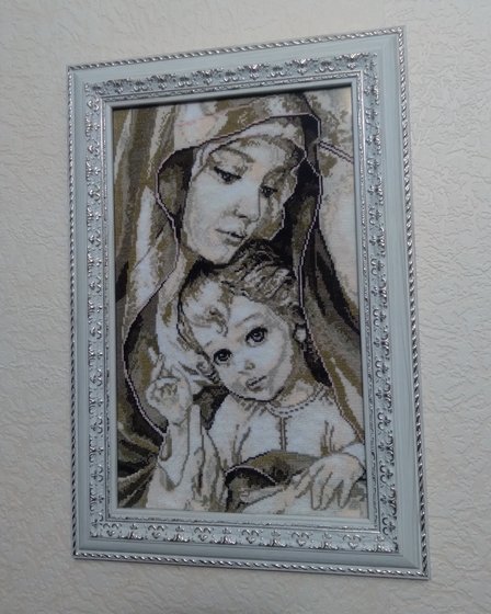 Работа «Мадонна с младенцем.»