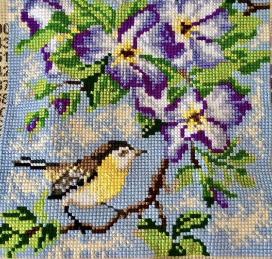 Работа «Птичка на веточке . Привет весне .»