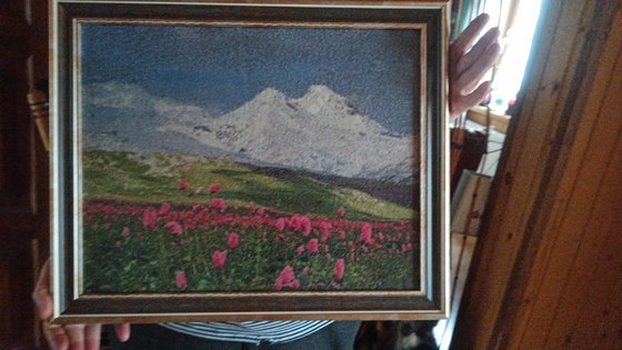 Работа «Эльбрус в рамке»