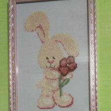 Работа «Заяц с цветком.»