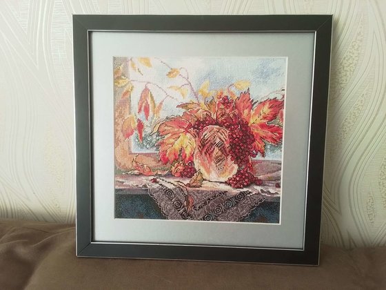 Работа «Осенний натюрморт с рябиной.»