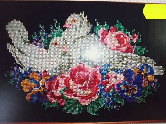 Работа «Голуби. Вышил сын»