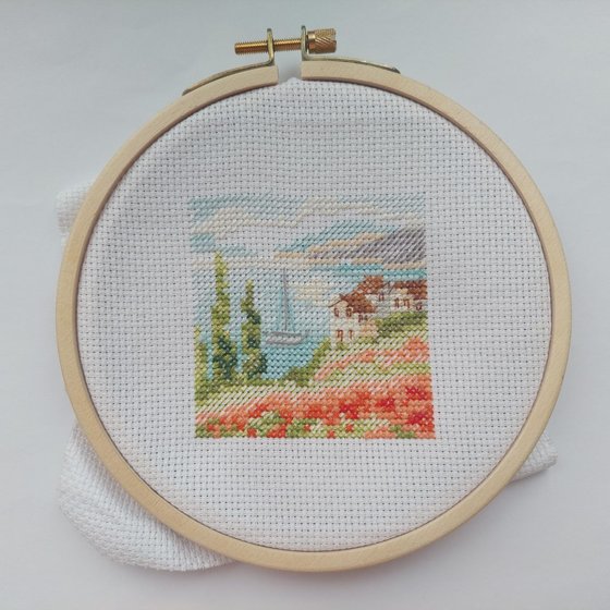 Работа «Маки у моря»