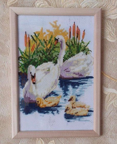 Работа «"Лебединная семья"»