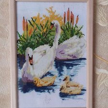 Работа «"Лебединная семья"»