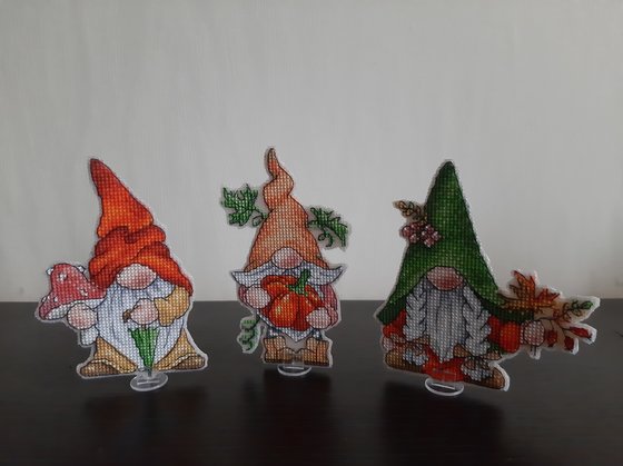 Работа «Гномы - осень»