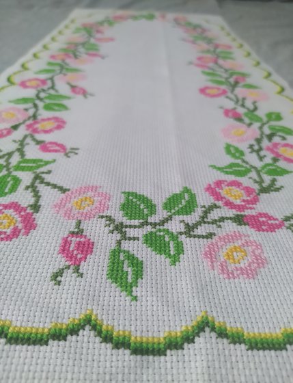 Работа «Дорожка на стол»