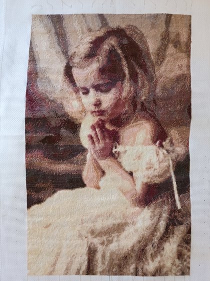 Работа «девочка молится»