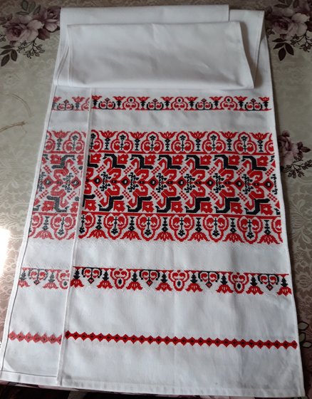 Работа «Свадебный рушник»