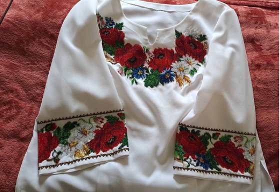 Работа «Вышитая блуза»