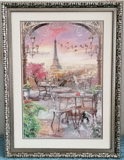 Работа «Париж оформлен.»