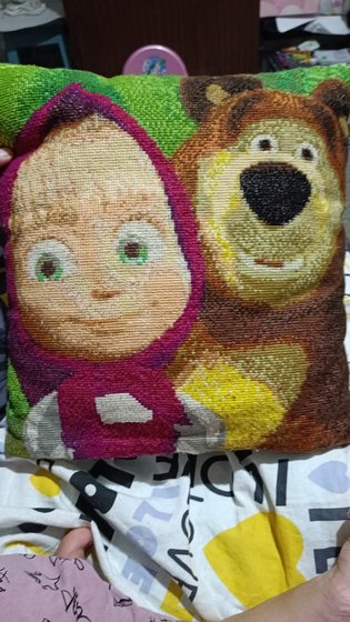 Работа «Подушка Маша и медведь»