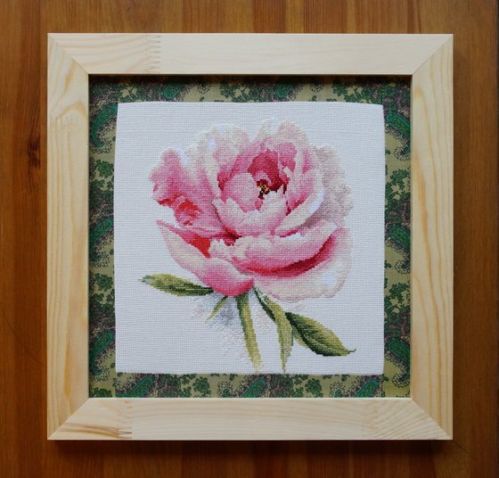 Работа «Нежный пион»