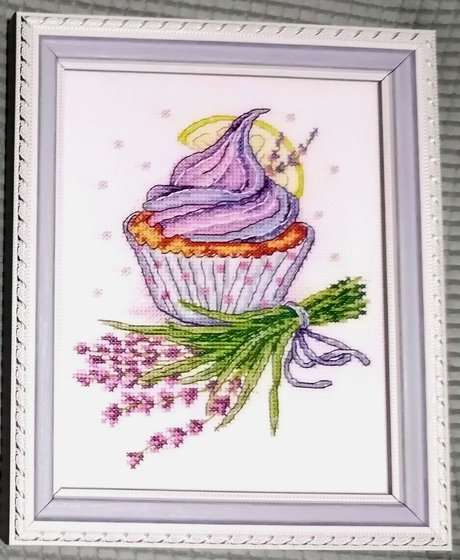 Работа «Десерт с лавандой.»