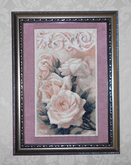 Работа «Бежевые розы»